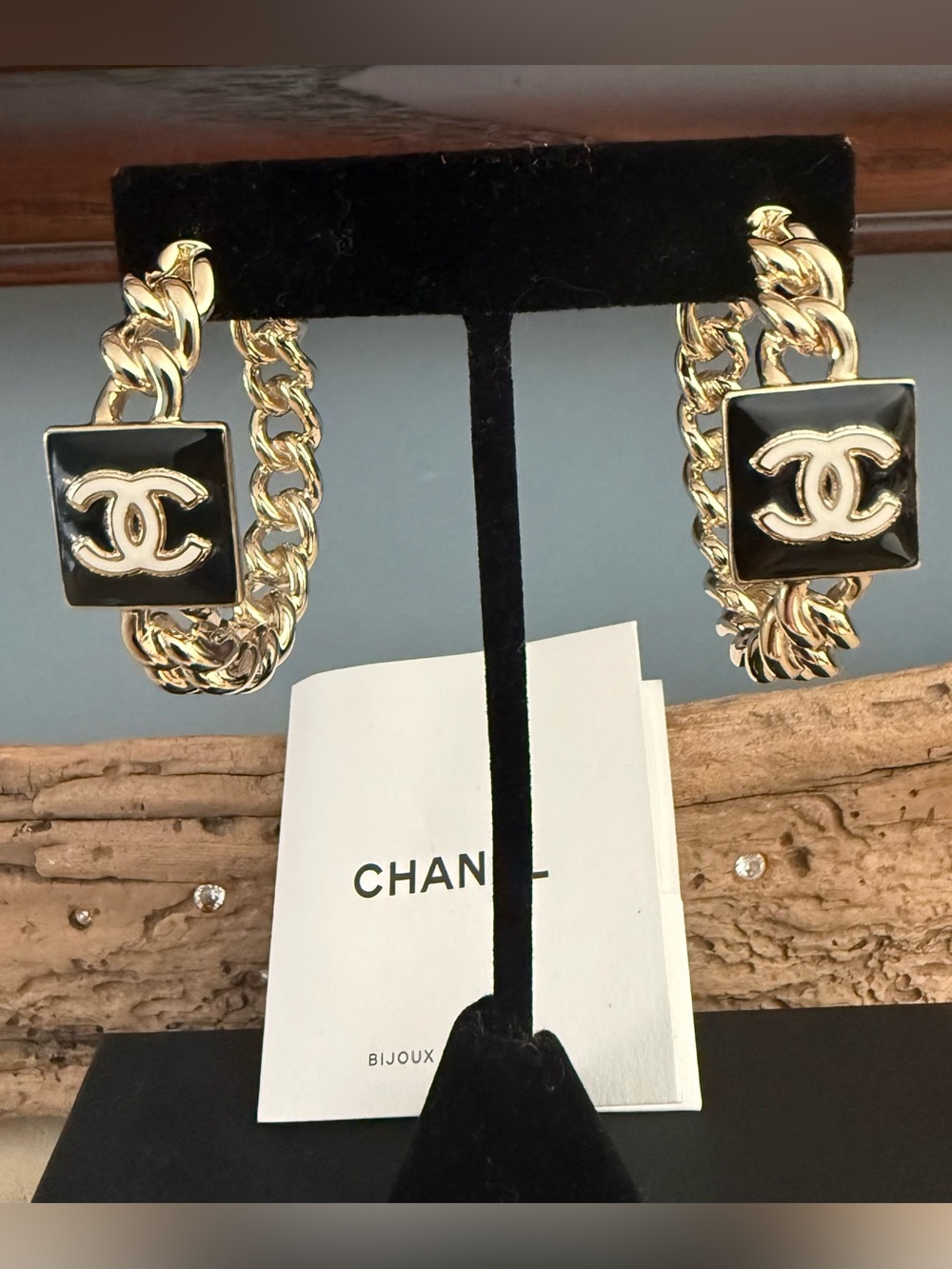 CHANEL Gold and Black CC-Logo Chain Hoop Earrings 🔥